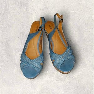 Apt9 wedge sandal in a denim color